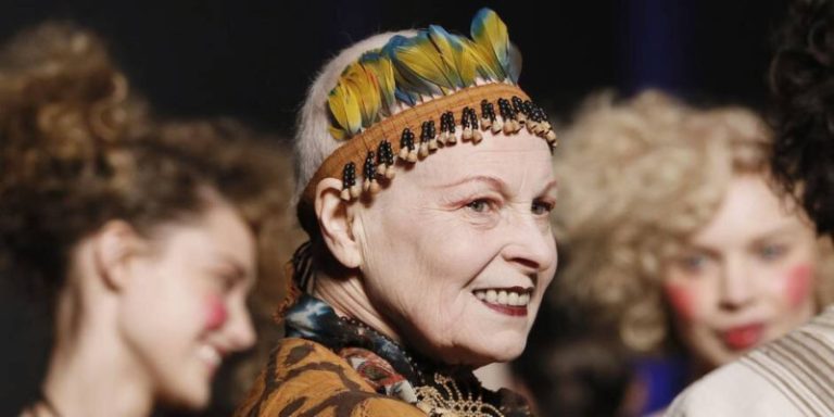 Vivienne Westwood: Έφυγε από τη ζωή σε ηλικία 81 ετών η πρωτοποριακή σχεδιάστρια μόδας